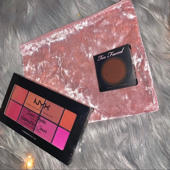 🍭🍬Sweet Cheeks🍬🍭 Bundle - Picture 1 of 4